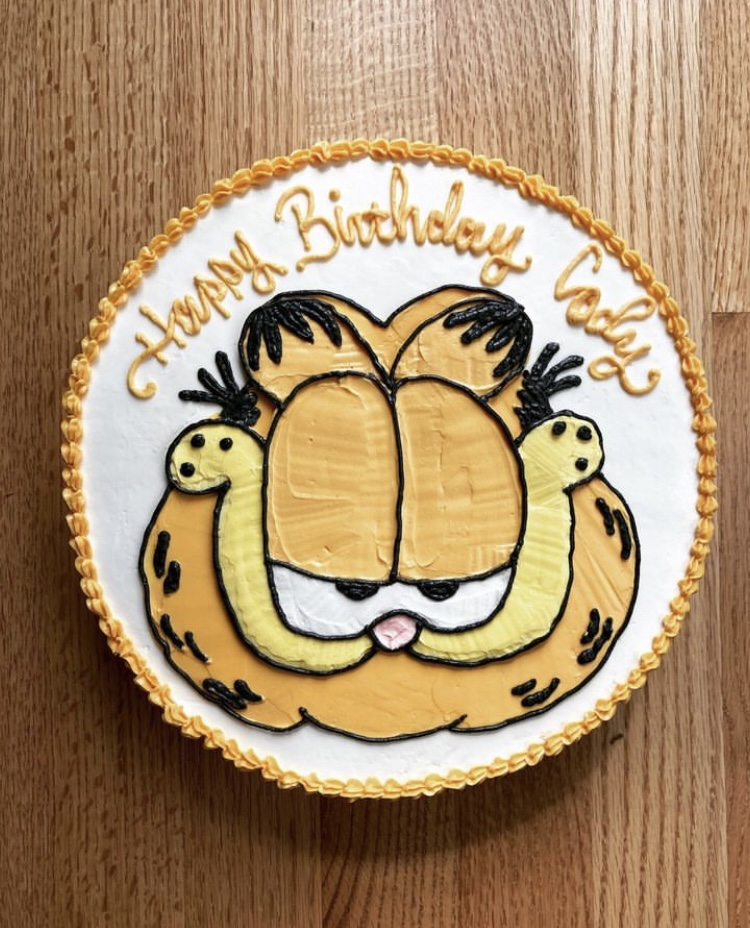 Garfield birthday cake