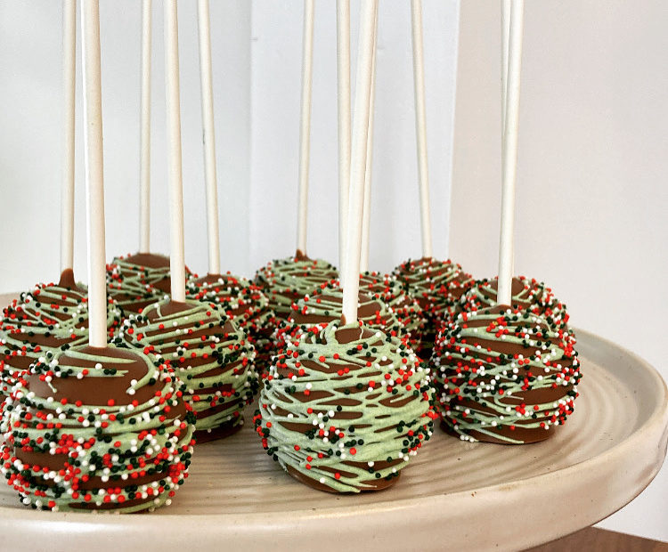 Cake pops on a cake stand